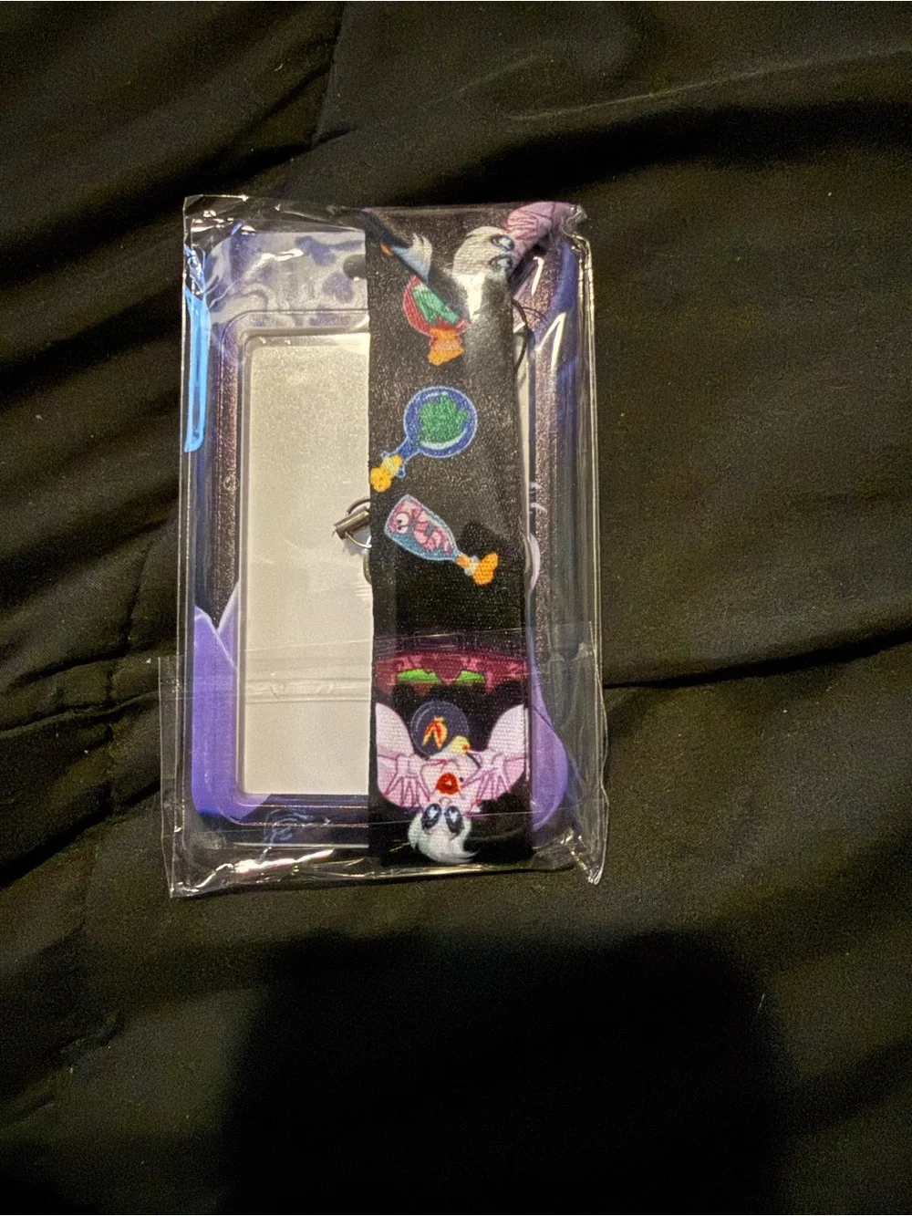 Ursula ID Holder